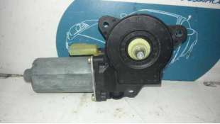 MOTOR ELEVALUNAS DELANTERO DERECHO FORD FIESTA 1.4 TDCi (68 CV) DE 2003 - D.3137978 / 0130821939 2