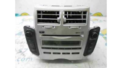 SISTEMA AUDIO / RADIO CD TOYOTA YARIS 1.4 Turbodiesel (90 CV) DE 2006 - D.3141645 / 861200D200