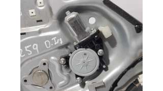 ELEVALUNAS DELANTERO IZQUIERDO KIA SOUL 1.6 CRDi (128 CV) DE 2009 - D.3148189 / 824012K000