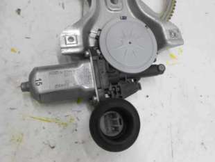 ELEVALUNAS DELANTERO DERECHO TOYOTA YARIS 1.0 (69 CV) DE 2010 - D.3150260 2