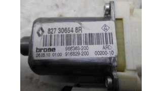 MOTOR ELEVALUNAS TRASERO DERECHO RENAULT MEGANE III BERLINA 5 P 1.6 16V (110 CV) DE 2010 - D.3164643 / 827306548R