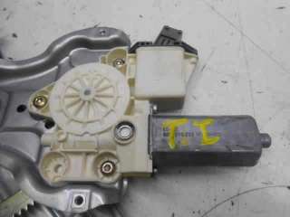 ELEVALUNAS TRASERO IZQUIERDO TOYOTA AVENSIS BERLINA 2.2 D-4D (150 CV) DE 2006 - D.3165650 / 6984005100