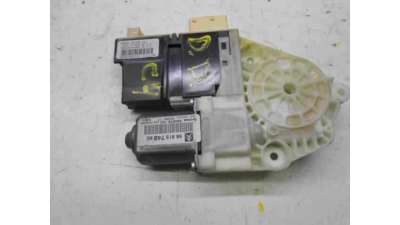 MOTOR ELEVALUNAS DELANTERO DERECHO CITROEN C4 BERLINA 1.6 16V (109 CV) DE 2007 - D.3180930 / 9681574880