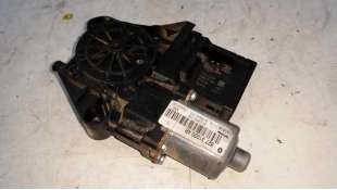 MOTOR ELEVALUNAS TRASERO IZQUIERDO RENAULT SCENIC III 1.9 dCi D (131 CV) DE 2009 - D.3187459 / 915946100