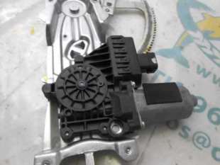 ELEVALUNAS DELANTERO DERECHO OPEL ASTRA H BERLINA 1.7 16V CDTI (101 CV) DE 2004 - D.3197896 2