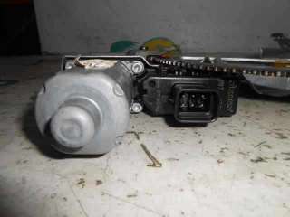 ELEVALUNAS DELANTERO IZQUIERDO OPEL ZAFIRA B 1.9 CDTI (120 CV) DE 2009 - D.3206051 / 93184842