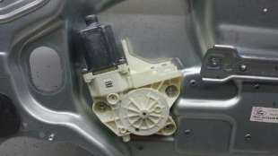 ELEVALUNAS DELANTERO DERECHO FORD FOCUS BERLINA 1.6 16V (101 CV) DE 2007 - D.3215168 2