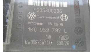 MOTOR ELEVALUNAS DELANTERO DERECHO VOLKSWAGEN JETTA 1.9 TDI (105 CV) DE 2007 - D.3218473 / 1K0959792L