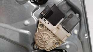 ELEVALUNAS DELANTERO IZQUIERDO SEAT IBIZA 1.9 TDI (101 CV) DE 2005 - D.3220521 / 6L4837461 2