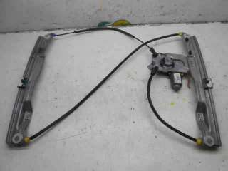 ELEVALUNAS DELANTERO DERECHO RENAULT CLIO III 1.4 16V (98 CV) DE 2005 - D.3220752 / 400857E