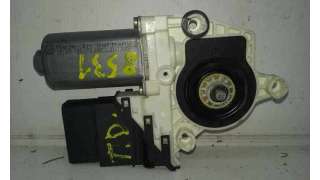 MOTOR ELEVALUNAS TRASERO DERECHO SEAT LEON 1.9 TDI (110 CV) DE 2000 - D.3223491 / 1J4959812C