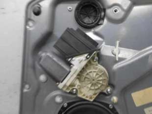 ELEVALUNAS DELANTERO DERECHO SEAT IBIZA 1.9 TDI (101 CV) DE 2004 - D.3223948 / 6L4837752DJ 2