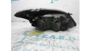 FARO IZQUIERDO TOYOTA COROLLA 1.6 16V (110 CV) DE 2004 - D.3241927 / 8117013300 2