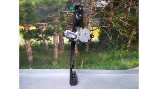 ELEVALUNAS DELANTERO IZQUIERDO FIAT PUNTO BERLINA 1.9 JTD (80 CV) DE 2002 - D.3242273 / 46536312