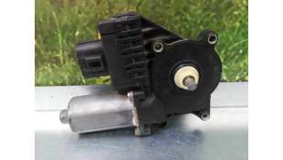 MOTOR ELEVALUNAS DELANTERO DERECHO JAGUAR X-TYPE 2.1 V6 24V (156 CV) DE 2002 - D.3250173 / 0130821947 2