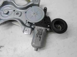 ELEVALUNAS DELANTERO DERECHO TOYOTA AURIS 1.6 16V (124 CV) DE 2007 - D.3251914