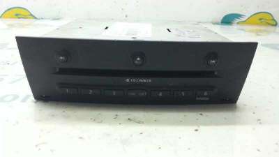 CARGADOR CD RENAULT MEGANE II BERLINA 3P 1.9 dCi D (120 CV) DE 2002 - D.3256539 / 8200084437