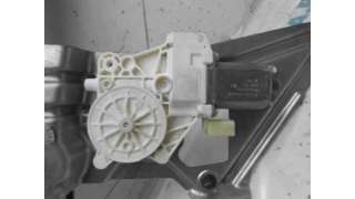 ELEVALUNAS DELANTERO DERECHO MERCEDES SPRINTERII CAJA CERRADA 2.1 CDI (163 CV) DE 2013 - D.3261858
