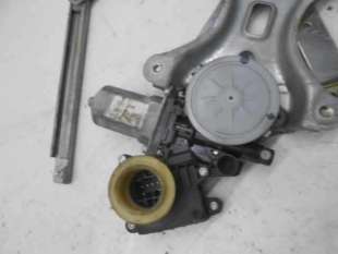ELEVALUNAS TRASERO DERECHO TOYOTA COROLLA VERSO 2.2 Turbodiesel (136 CV) DE 2006 - D.3273714 2