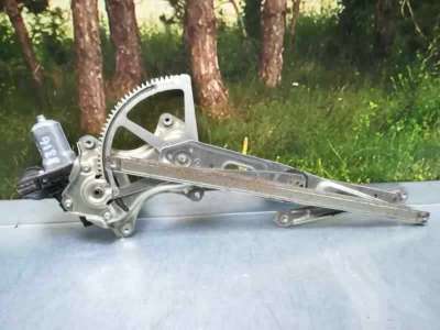 ELEVALUNAS DELANTERO IZQUIERDO TOYOTA PRIUS 1.5 (78 CV) DE 2008 - D.3298998