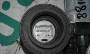 ELEVALUNAS TRASERO DERECHO TOYOTA PRIUS 1.5 (78 CV) DE 2008 - D.3298999 2