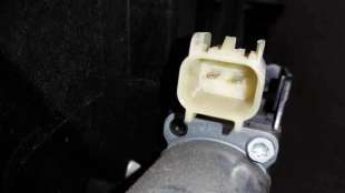 ELEVALUNAS DELANTERO DERECHO FORD FIESTA 1.6 TDCi (95 CV) DE 2010 - D.3310472 2