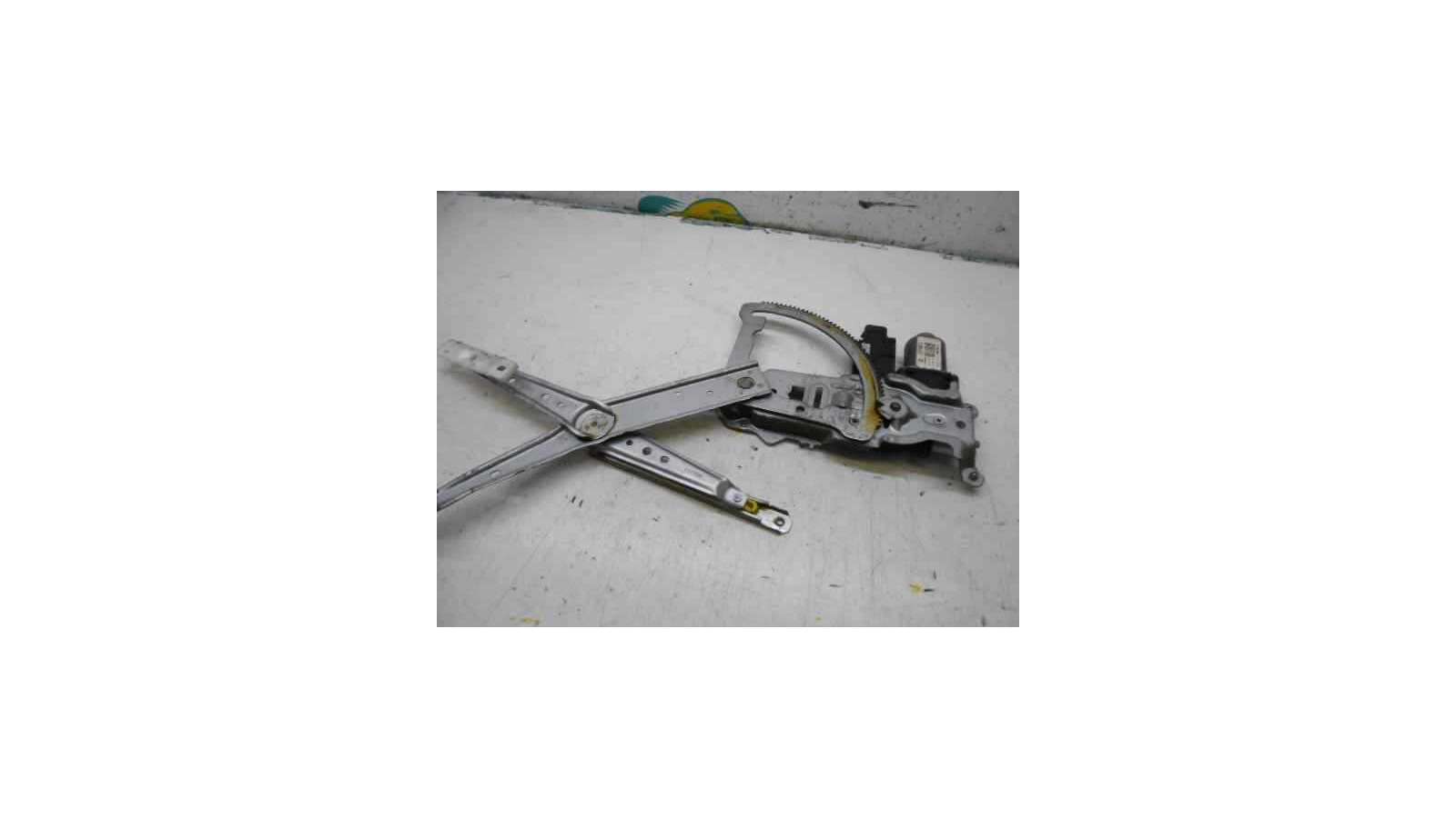 ELEVALUNAS DELANTERO IZQUIERDO OPEL CORSA C 1.3 16V CDTI (69 CV) DE 2003 - D.3312277 ELEVALUNAS DELANTERO IZQUIERDO OPEL CORSA C 1.3 16V CDTI (69 CV) DE 2003 - D.3312277