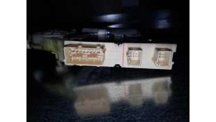 MOTOR ELEVALUNAS DELANTERO DERECHO CITROEN C4 COUPE 1.6 HDi (109 CV) DE 2007 - D.3317345 / 9681577380 2