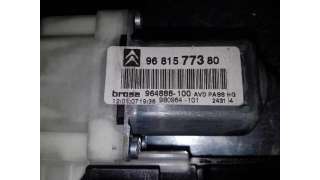 MOTOR ELEVALUNAS DELANTERO DERECHO CITROEN C4 COUPE 1.6 HDi (109 CV) DE 2007 - D.3317345 / 9681577380