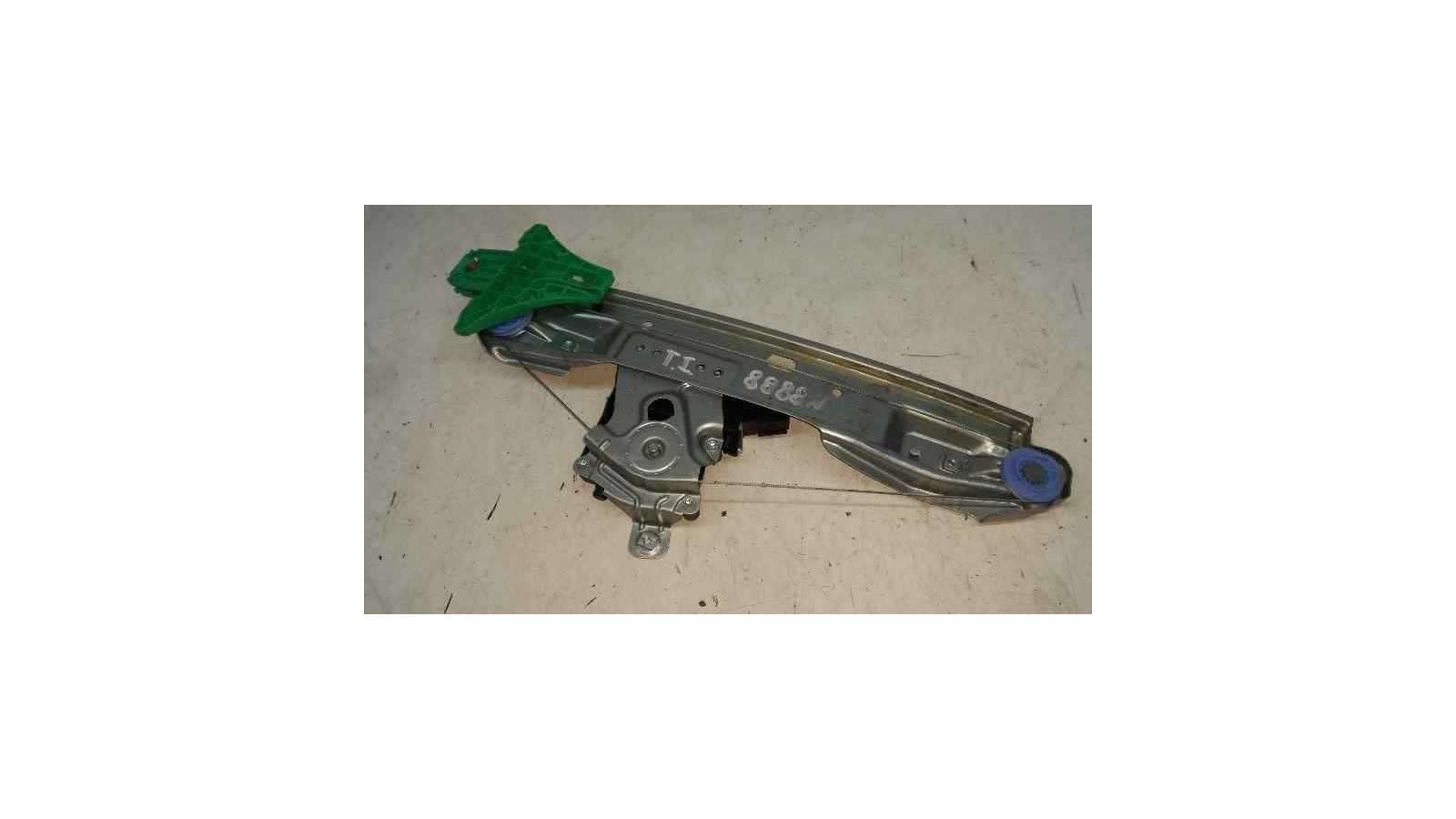 ELEVALUNAS TRASERO IZQUIERDO OPEL ASTRA J LIM. 1.7 16V CDTI (131 CV) DE 2013 - D.3321291 ELEVALUNAS TRASERO IZQUIERDO OPEL ASTRA J LIM. 1.7 16V CDTI (131 CV) DE 2013 - D.3321291