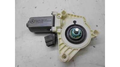 MOTOR ELEVALUNAS TRASERO DERECHO MERCEDES CLASE A 1.5 (95 CV) DE 2006 - D.3322596