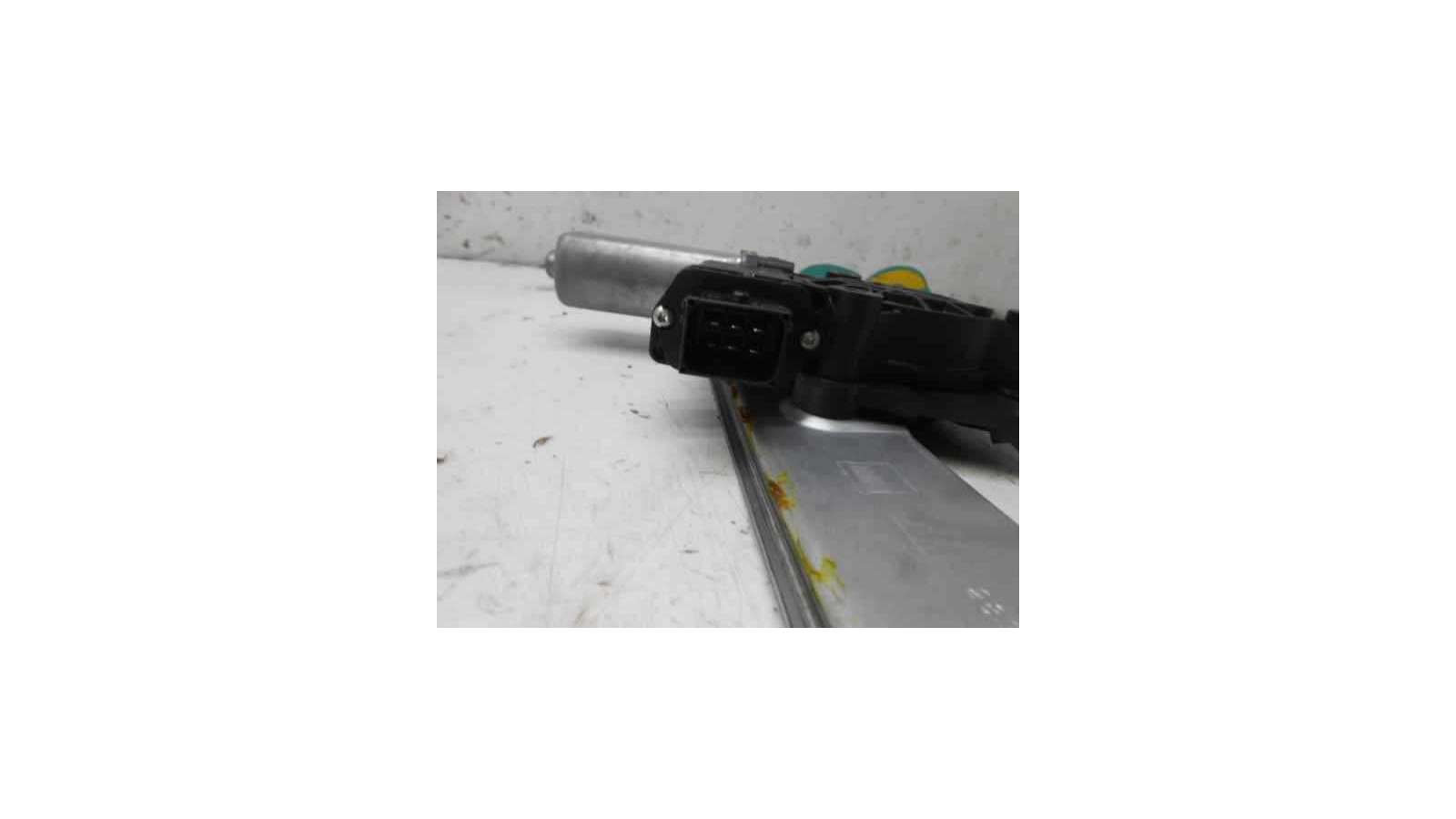 ELEVALUNAS DELANTERO DERECHO OPEL CORSA D 1.3 16V CDTI (75 CV) DE 2009 - D.3332654 ELEVALUNAS DELANTERO DERECHO OPEL CORSA D 1.3 16V CDTI (75 CV) DE 2009 - D.3332654