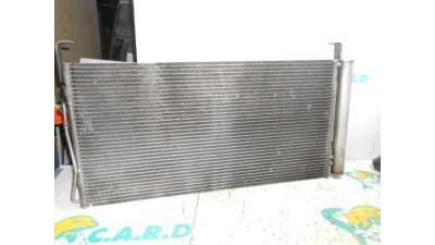 CONDENSADOR / RADIADOR AIRE ACONDICIONADO HYUNDAI TRAJET 2.0 CRDi (113 CV) DE 2001 - D.3338818 / 976063A101