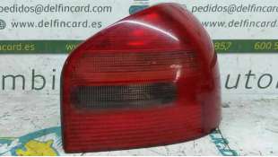 PILOTO TRASERO DERECHO AUDI A3 1.8 20V Turbo (150 CV) DE 1999 - D.3340392 / 8L0945096A