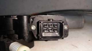 ELEVALUNAS DELANTERO IZQUIERDO OPEL CORSA D 1.4 16V (90 CV) DE 2007 - D.3352560