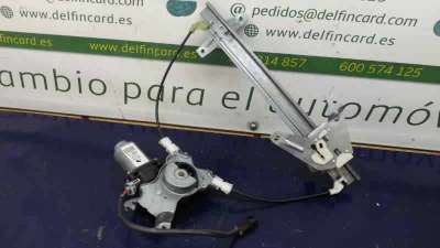 ELEVALUNAS TRASERO IZQUIERDO NISSAN PRIMERA TRAV. 2.0 16V (140 CV) DE 2001 - D.3356033 / 400601T2