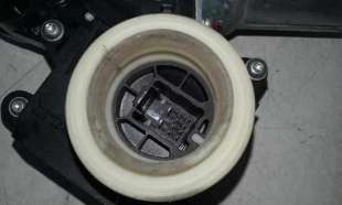 ELEVALUNAS DELANTERO IZQUIERDO TOYOTA YARIS 1.3 (87 CV) DE 2009 - D.3379156 2