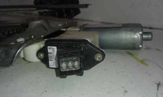ELEVALUNAS DELANTERO DERECHO TOYOTA COROLLA 1.4 Turbodiesel (90 CV) DE 2005 - D.3393490 / 6981002130
