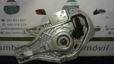 ELEVALUNAS DELANTERO IZQUIERDO HYUNDAI TUCSON 2.0 CRDi (140 CV) DE 2006 - D.3397062 / 824702E010
