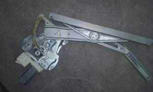 ELEVALUNAS DELANTERO DERECHO TOYOTA AVENSIS BERLINA 1.8 16V (129 CV) DE 2004 - D.3402492 2