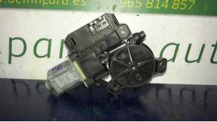 MOTOR ELEVALUNAS TRASERO DERECHO VOLKSWAGEN POLO 1.4 FSI (86 CV) DE 2011 - D.3403874 / 0130822533