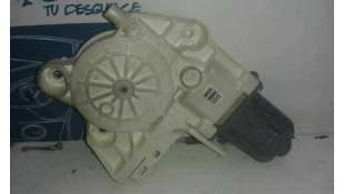MOTOR ELEVALUNAS DELANTERO DERECHO FORD FOCUS BERLINA 1.6 TDCi (109 CV) DE 2005 - D.3410742