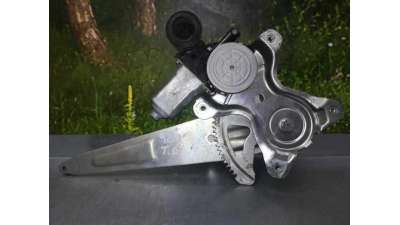 ELEVALUNAS TRASERO DERECHO TOYOTA RAV 4 2.0 16V (150 CV) DE 2001 - D.3414187 / 8572032150
