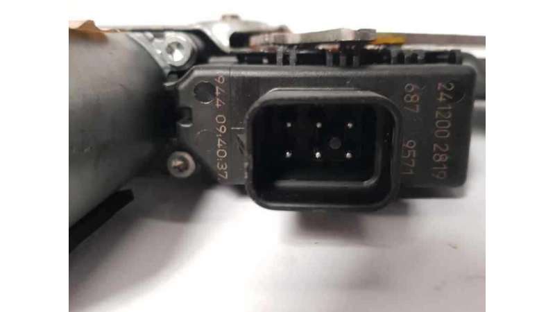 ELEVALUNAS DELANTERO IZQUIERDO OPEL ZAFIRA B 1.9 CDTI (120 CV) DE 2006 - D.3422277 / 13132434 ELEVALUNAS DELANTERO IZQUIERDO OPEL ZAFIRA B 1.9 CDTI (120 CV) DE 2006 - D.3422277 / 13132434