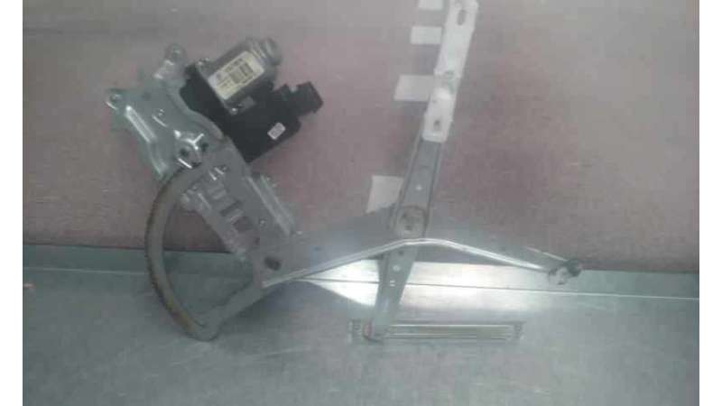 ELEVALUNAS DELANTERO DERECHO OPEL CORSA C 1.4 16V (90 CV) DE 2006 - D.3451614 / 13173074 ELEVALUNAS DELANTERO DERECHO OPEL CORSA C 1.4 16V (90 CV) DE 2006 - D.3451614 / 13173074