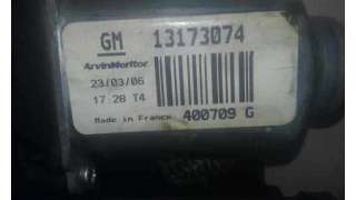 ELEVALUNAS DELANTERO DERECHO OPEL CORSA C 1.4 16V (90 CV) DE 2006 - D.3451614 / 13173074 ELEVALUNAS DELANTERO DERECHO OPEL CORSA C 1.4 16V (90 CV) DE 2006 - D.3451614 / 13173074