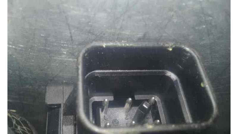 ELEVALUNAS DELANTERO DERECHO OPEL CORSA C 1.4 16V (90 CV) DE 2006 - D.3451614 / 13173074 ELEVALUNAS DELANTERO DERECHO OPEL CORSA C 1.4 16V (90 CV) DE 2006 - D.3451614 / 13173074