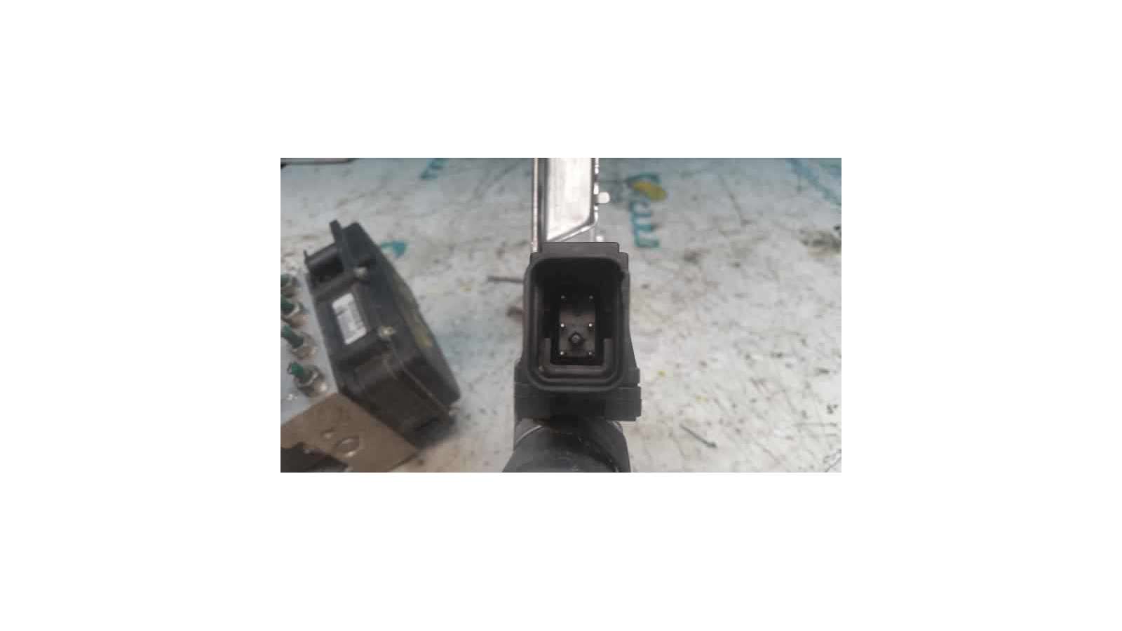 ELEVALUNAS DELANTERO IZQUIERDO OPEL CORSA C 1.4 16V (90 CV) DE 2006 - D.3451615 ELEVALUNAS DELANTERO IZQUIERDO OPEL CORSA C 1.4 16V (90 CV) DE 2006 - D.3451615