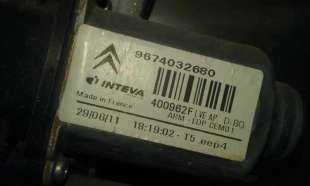 ELEVALUNAS DELANTERO DERECHO CITROEN C4 PICASSO 2.0 HDi FAP (163 CV) DE 2010 - D.3505717 / 9674032680 2