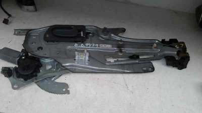 ELEVALUNAS DELANTERO DERECHO RENAULT LAGUNA 1.8 (120 CV) DE 2000 - D.3511352